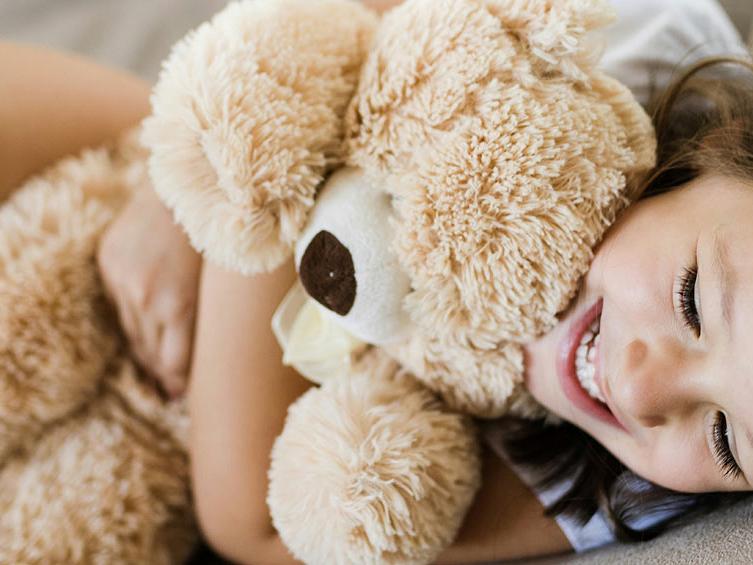 <span class='first'>Freude verschenken</span><span class='second'>Mit uns werden Wünsche wahr!</span>